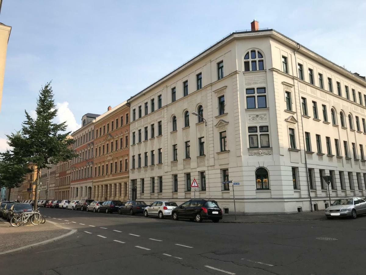 Ferienwohnung Leutzsch Am Leipziger Auenwald Luaran gambar
