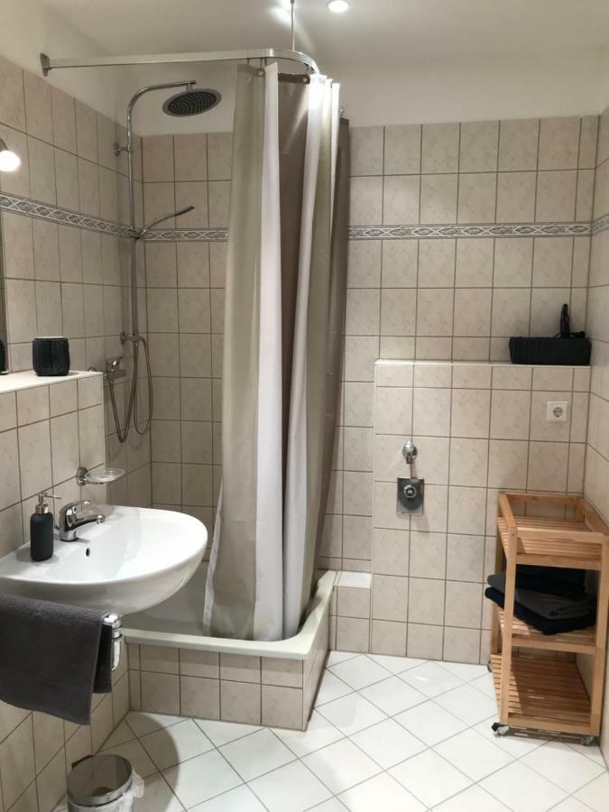 Ferienwohnung Leutzsch Am Leipziger Auenwald Luaran gambar