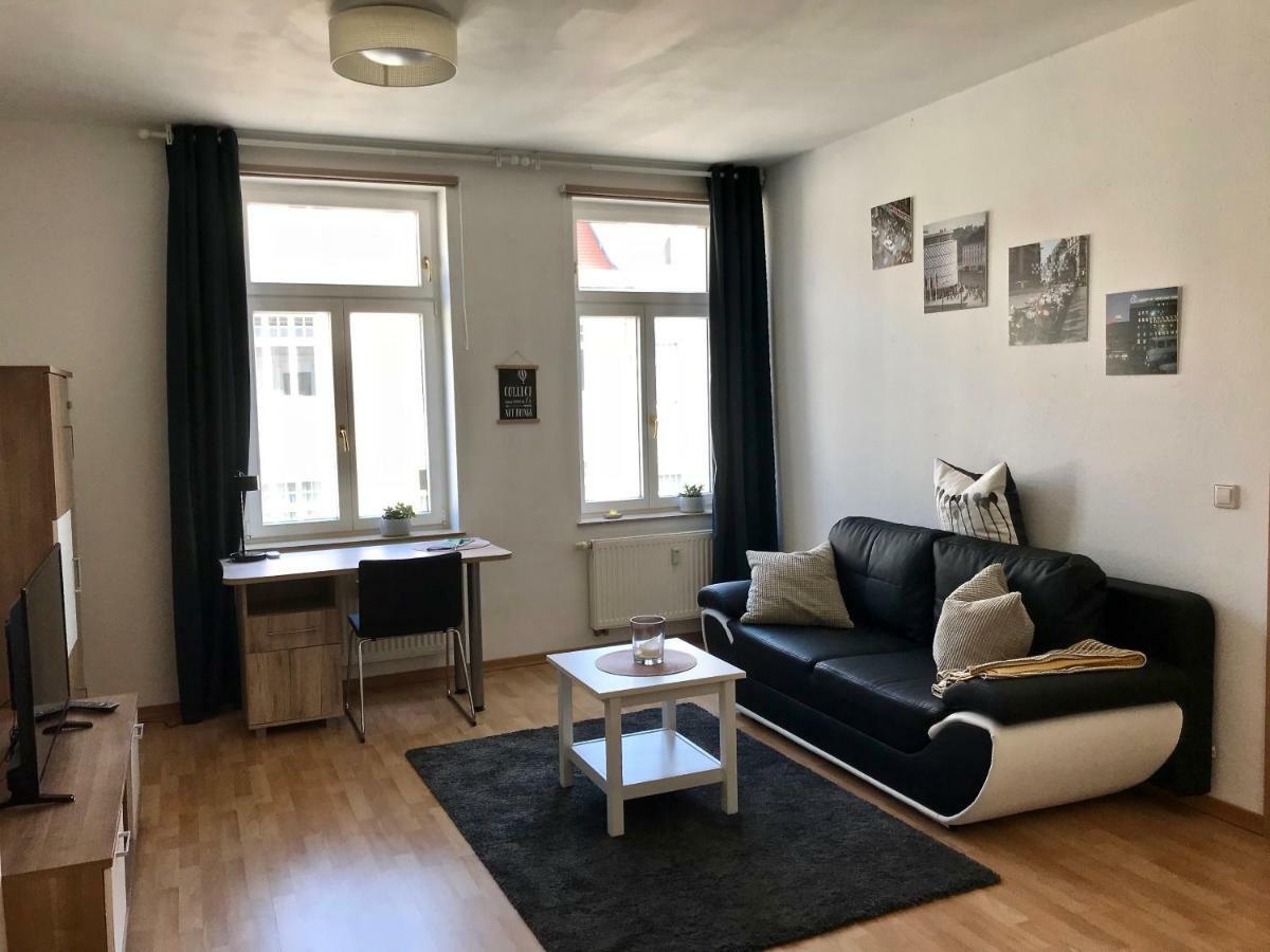 Ferienwohnung Leutzsch Am Leipziger Auenwald Luaran gambar
